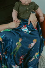 Load image into Gallery viewer, Ellie Sue Pan Throw Blanket