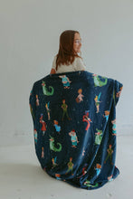 Load image into Gallery viewer, Ellie Sue Pan Throw Blanket