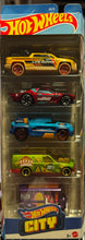 Load image into Gallery viewer, Hot Wheels 5 Car Gift Pack