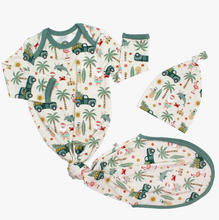 Load image into Gallery viewer, Emerson Bamboo Gown Coastal Christmas