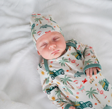 Load image into Gallery viewer, Emerson Bamboo Gown Coastal Christmas