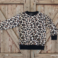 Load image into Gallery viewer, Leopard Print Baby Pullover