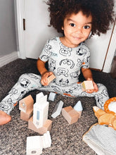 Load image into Gallery viewer, Bad Rodach 18 Piece Wooden Building Blocks