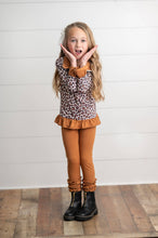 Load image into Gallery viewer, Rust &amp; Leopard Ruffle Zip Up Carmel Pant Set
