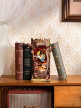 Load image into Gallery viewer, Rolife Fall into Wonder DIY BooK&amp;Nook
