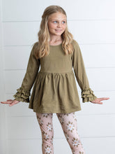 Load image into Gallery viewer, Sage Green Floral Leggings Set
