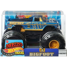 Load image into Gallery viewer, Hot Wheels Monster Truck
