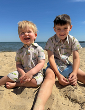 Load image into Gallery viewer, Maui Printed Shirts Camper Van
