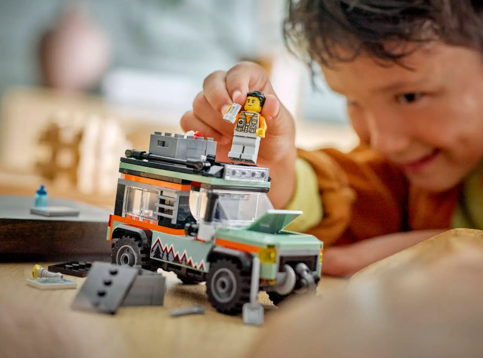 Lego Off Road 4X4 Mountain Truck