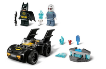 Load image into Gallery viewer, Batman &amp; Batmobile vs. Mr Freeze
