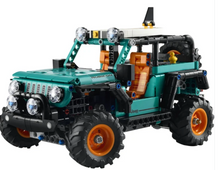 Load image into Gallery viewer, Lego Jeep Wrangler
