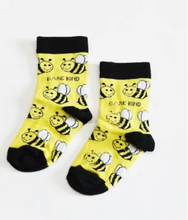 Load image into Gallery viewer, Bare Kind Socks Bees
